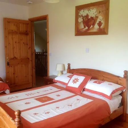 Bed & Breakfast Loughrask 3*